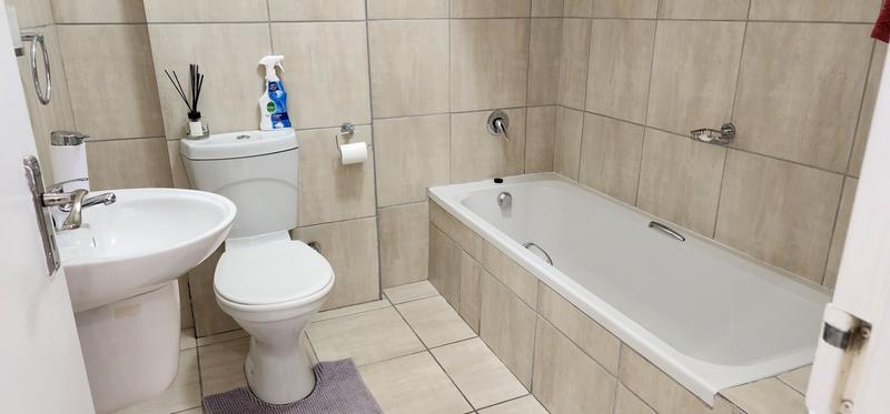 3 Bedroom Property for Sale in Gaylee Western Cape
